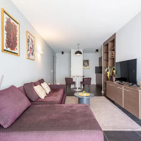 Apparthotel Tempologis Saint-Germain - Parking Gratuit Et Appartements Avec Balcon Grenoble