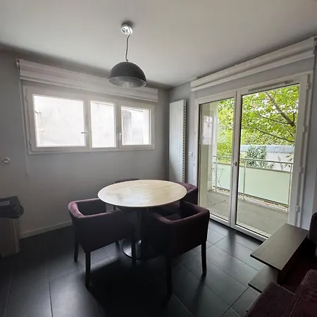 Aparthotel Apparthotel Tempologis Saint-Germain - Parking Gratuit Et Appartements Avec Balcon Grenoble