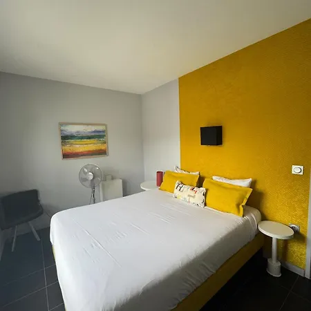Aparthotel Apparthotel Tempologis Saint-Germain - Parking Gratuit Et Appartements Avec Balcon